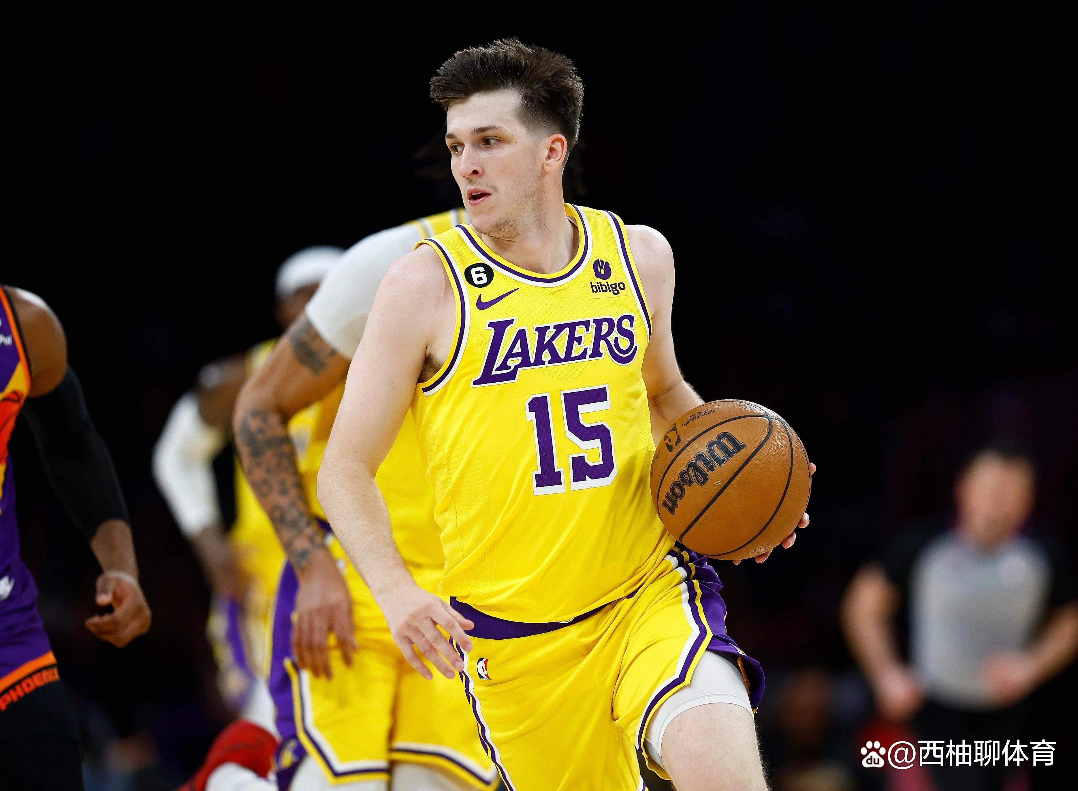 热火主场收旋风，径复出后再战湖人